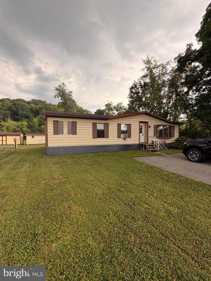 77 Blarney Circle - Photo 1