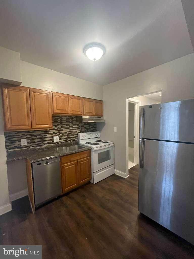 2830 R Street - Photo 1
