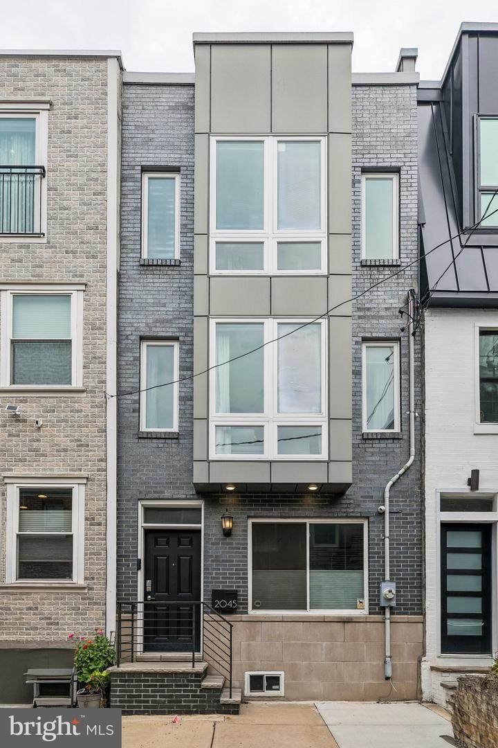 2045 Saint Albans Street - Photo 1