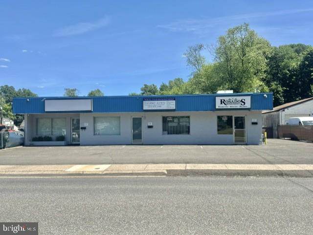 1 Maple Avenue - Photo 1