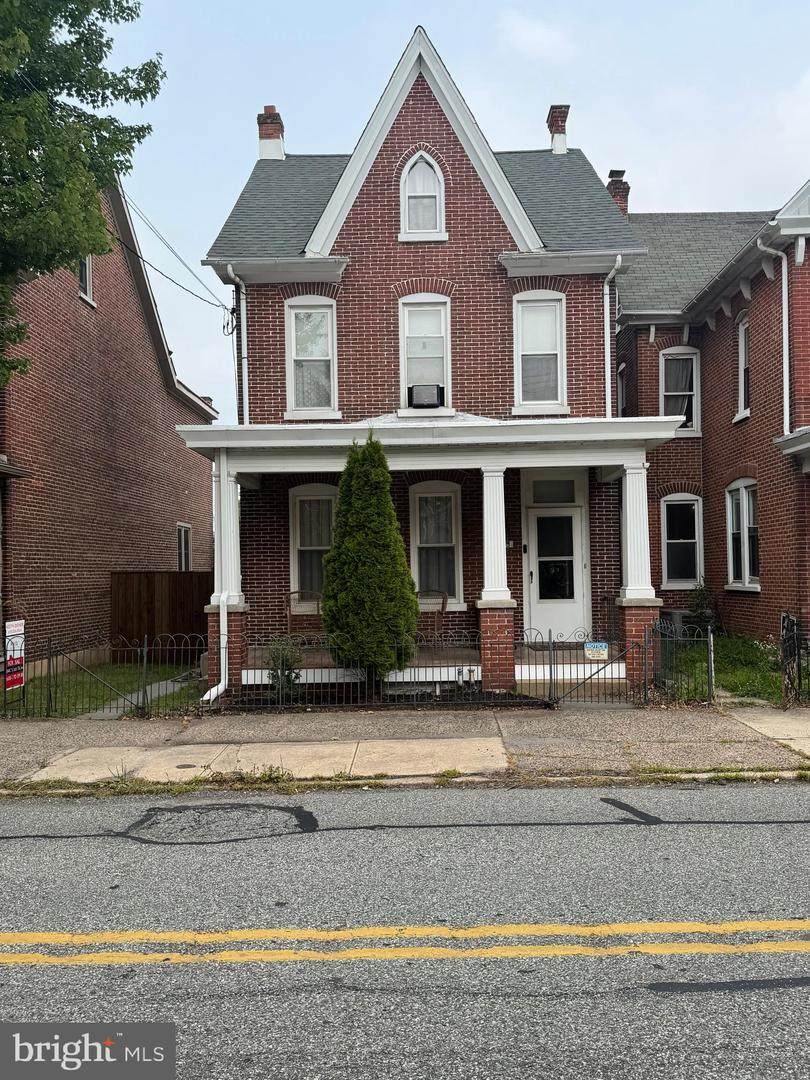 645 N. Charlotte St - Photo 1