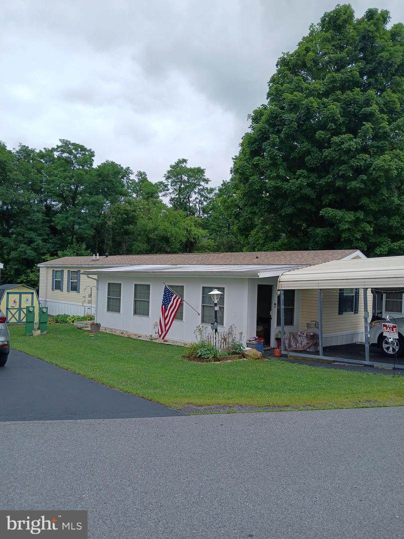 172 Primrose Lane - Photo 1