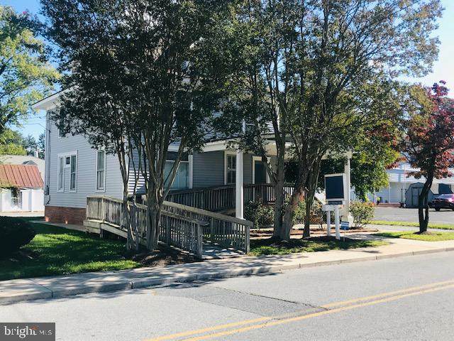 6 Railroad Avenue - Photo 1