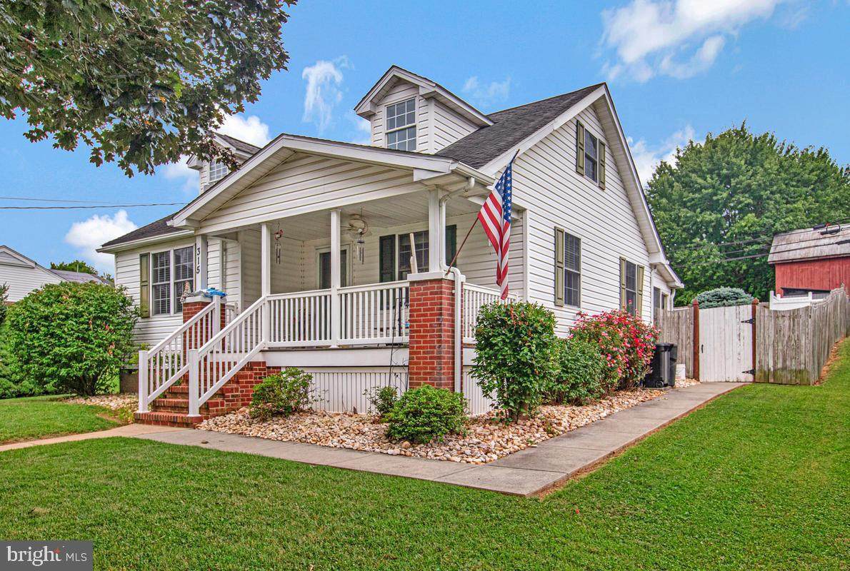 315 College Avenue - Photo 1