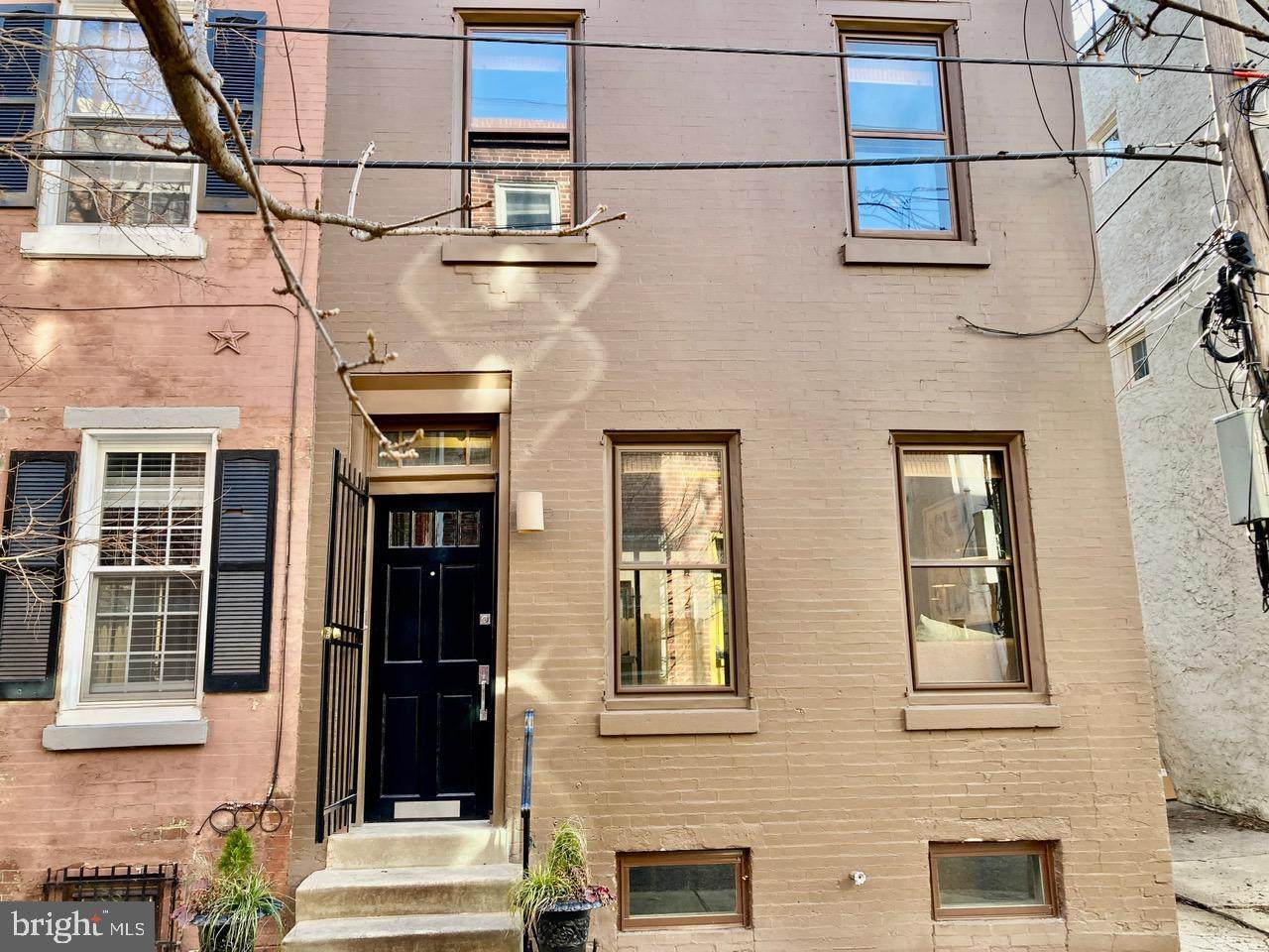 1538 Rodman Street - Photo 1