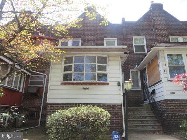 5920 Oxford Street - Photo 1