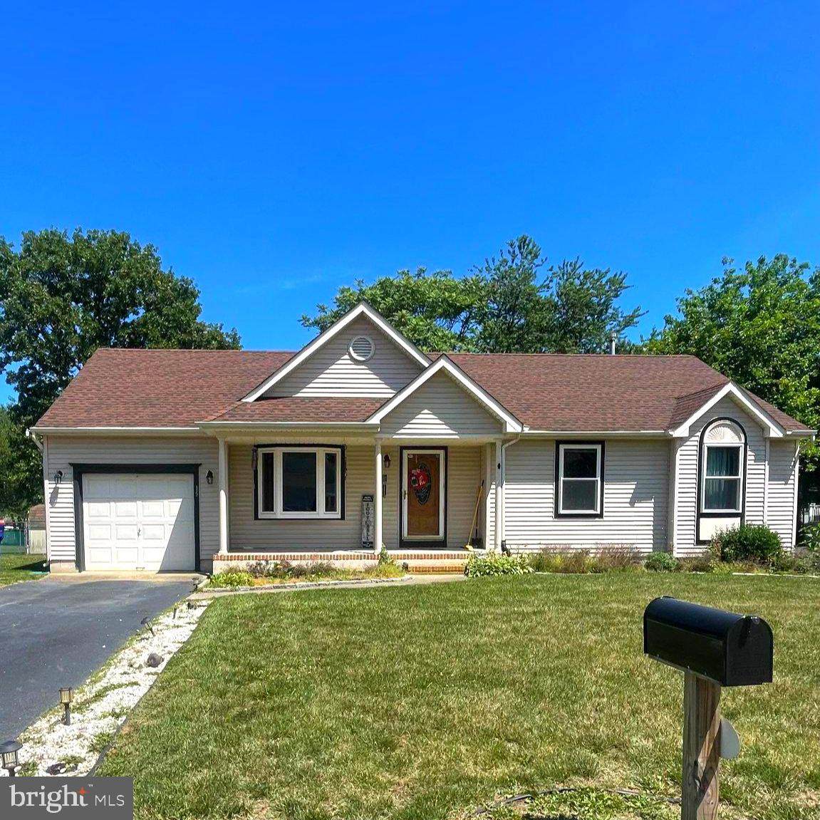 15 Lisa Marie Terrace - Photo 1