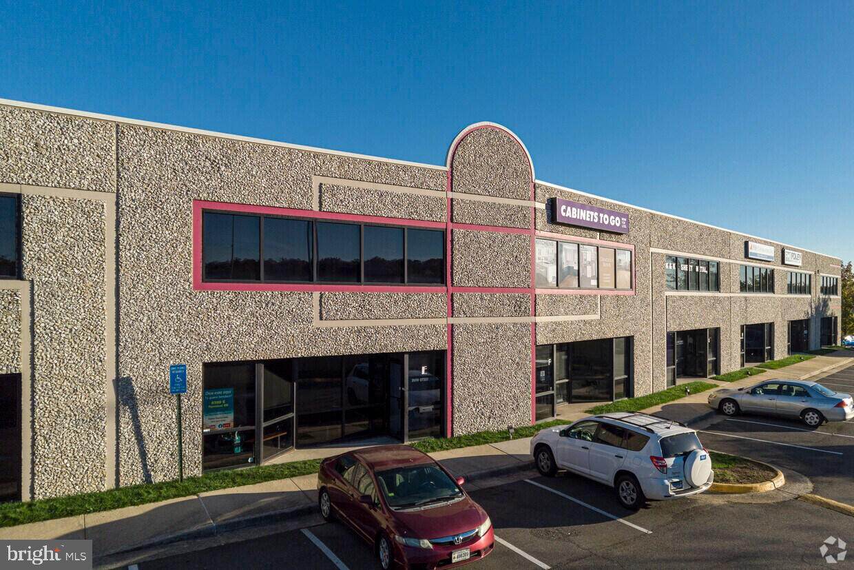 8390-Suite E Terminal Road - Photo 1