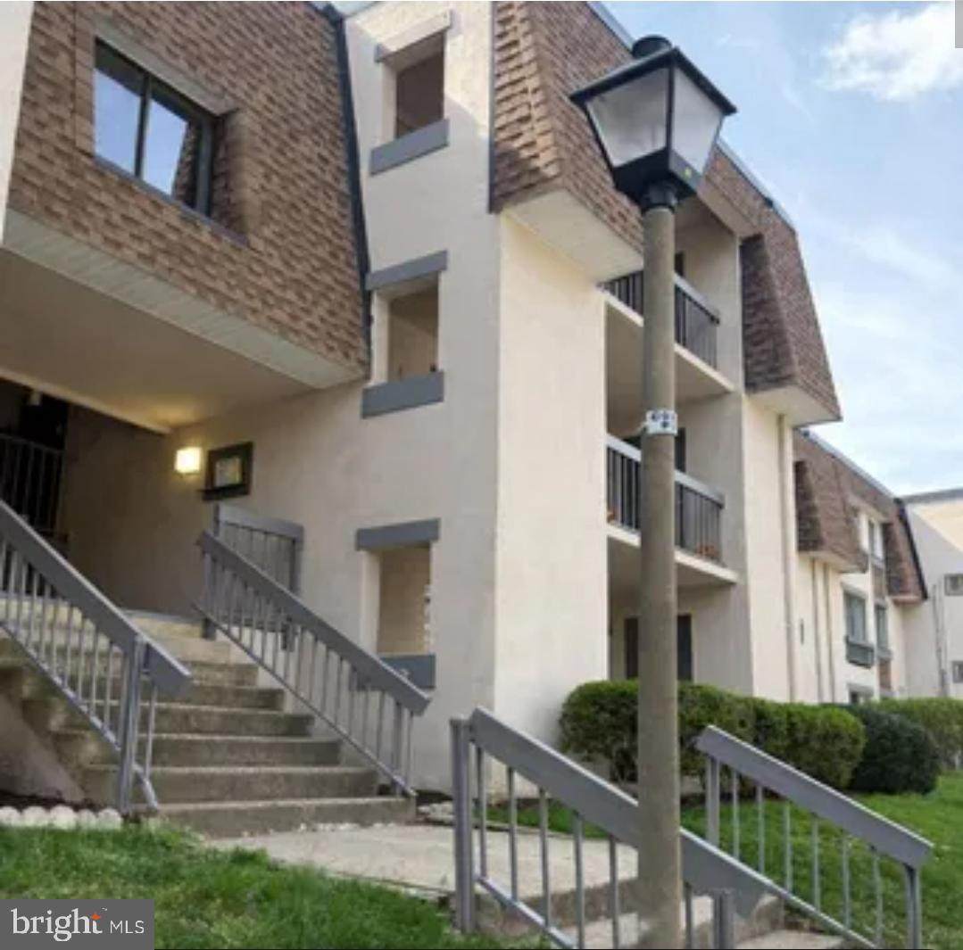 3803 Laramie Place - Photo 1
