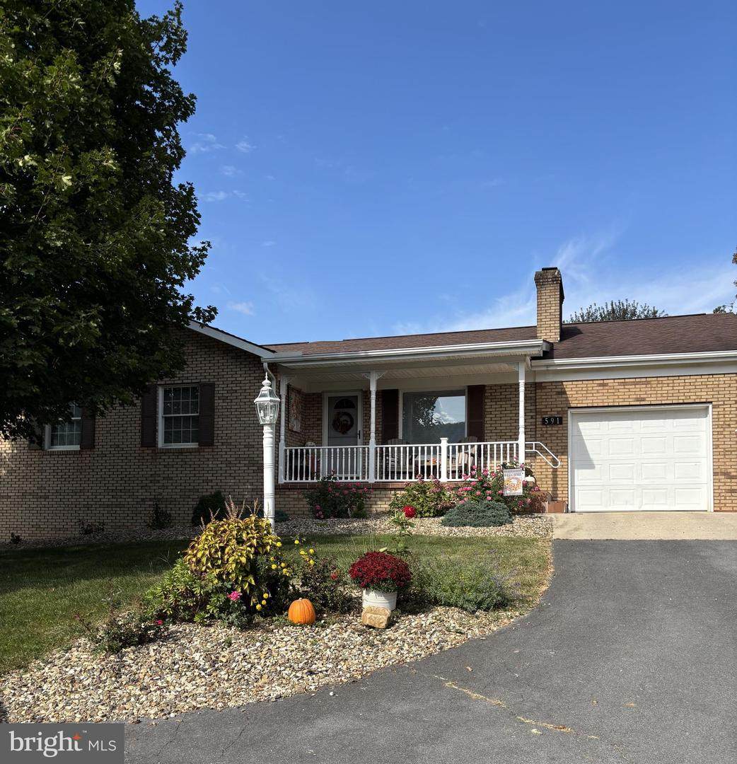591 Main Street - Photo 1