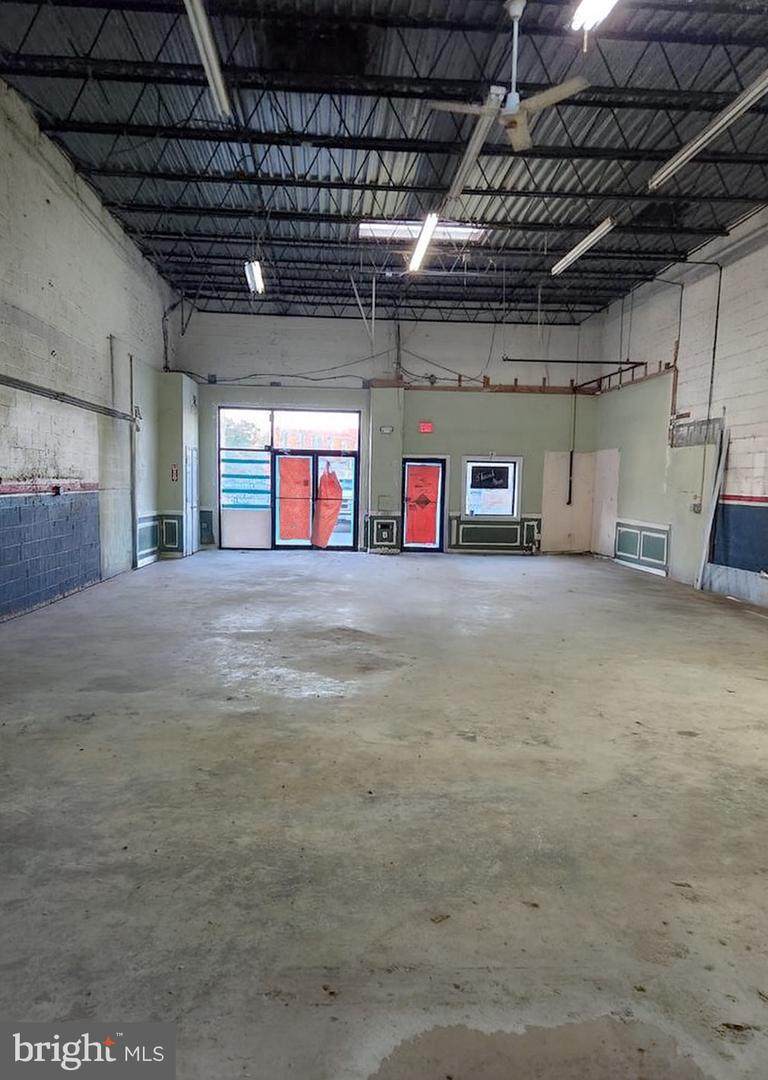 https://bt-photos.global.ssl.fastly.net/brightmls/orig_boomver_1_805151863172-2.jpg