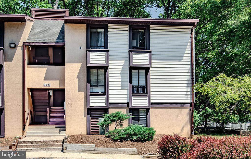 11600 Stoneview Square - Photo 1