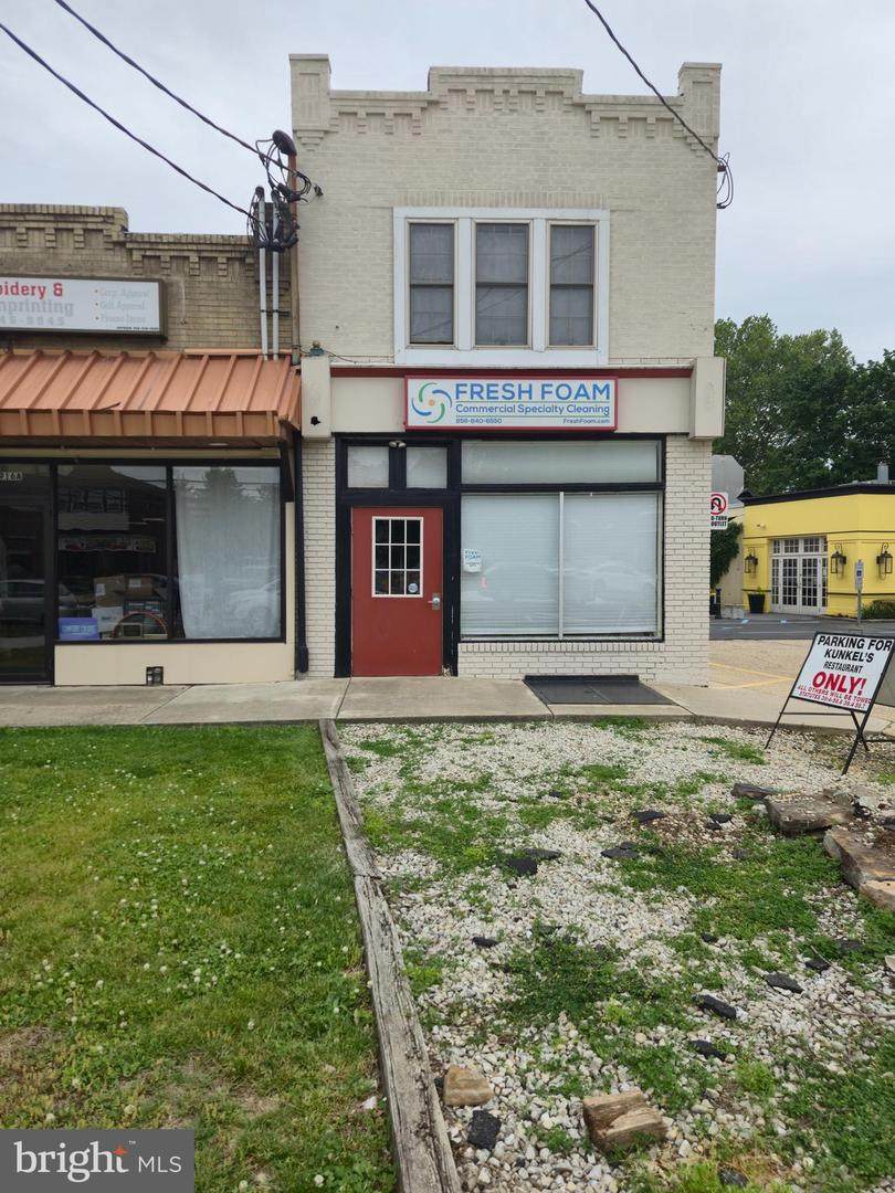 918 Kings Highway - Photo 1