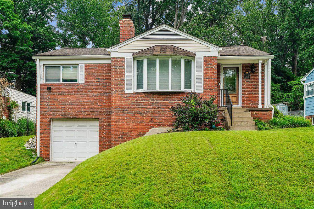 3131 Homewood Parkway - Photo 1