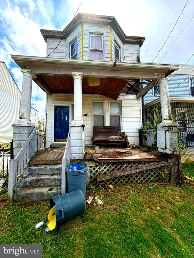 1223 Dupont Street - Photo 1