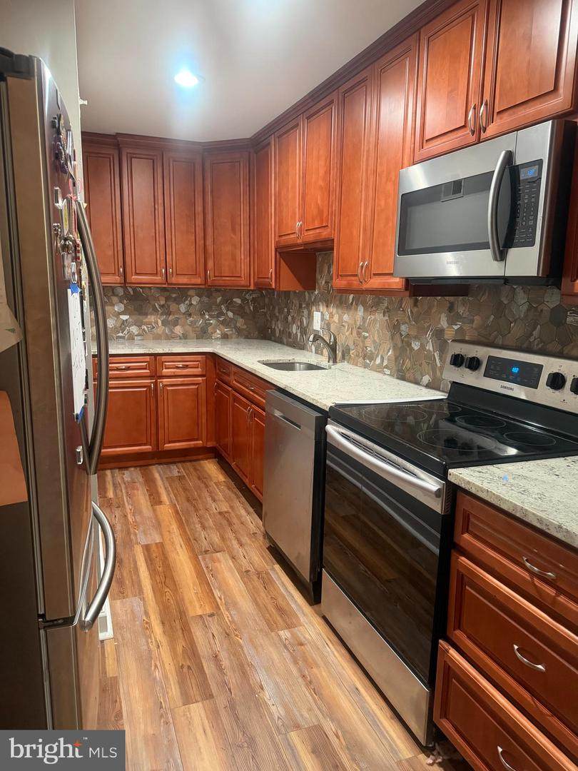 7600 Roosevelt Boulevard - Photo 1