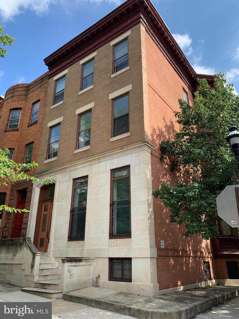 1701 Bolton Street - Photo 1