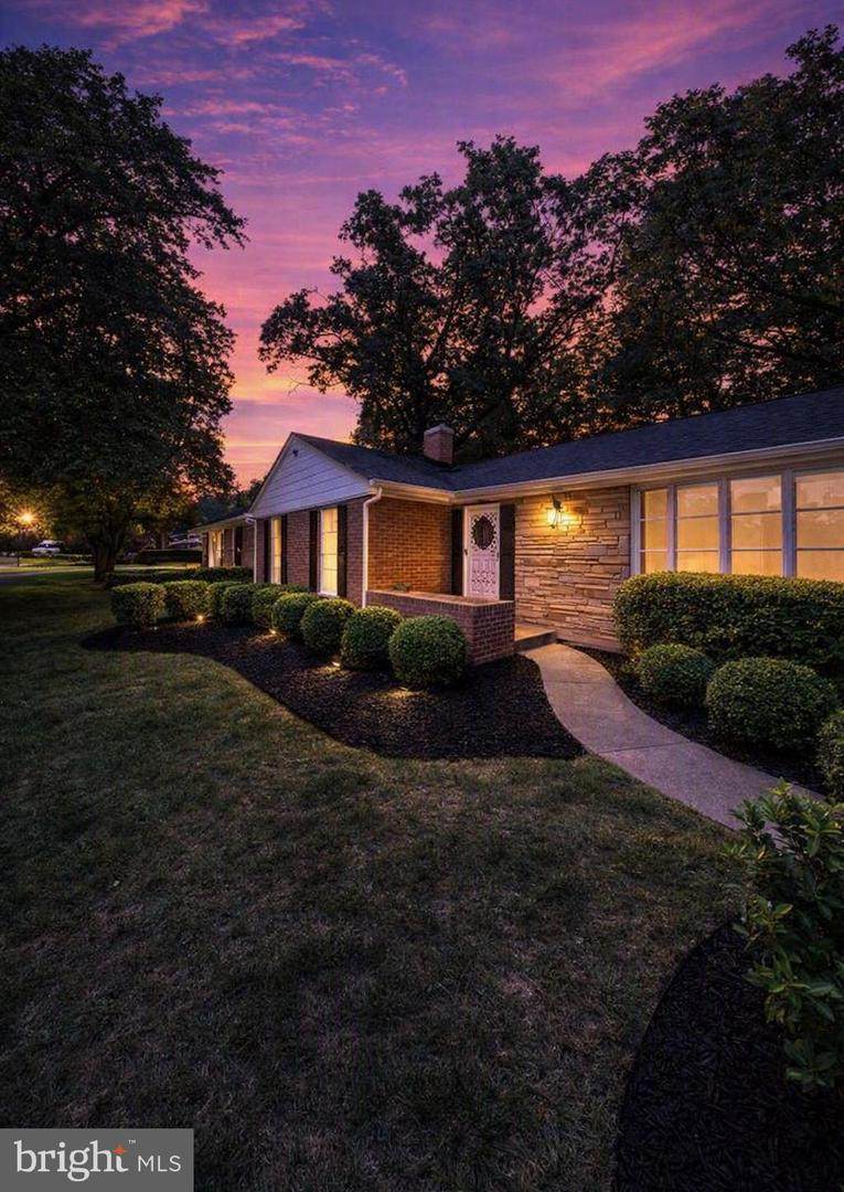 14 Thurston Drive - Photo 1
