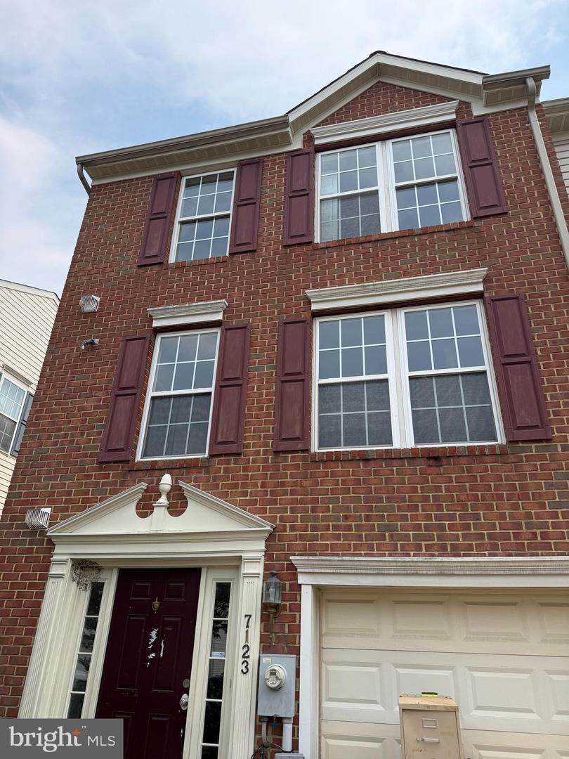 7123 Maiden Point Place - Photo 1