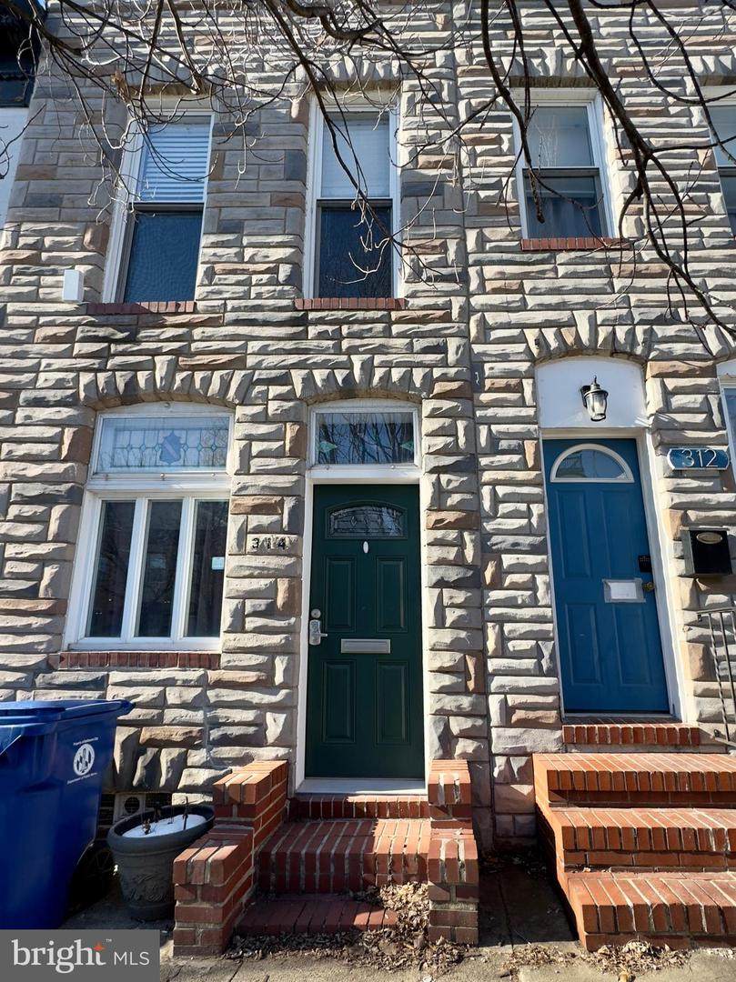 314 Collington Avenue - Photo 1