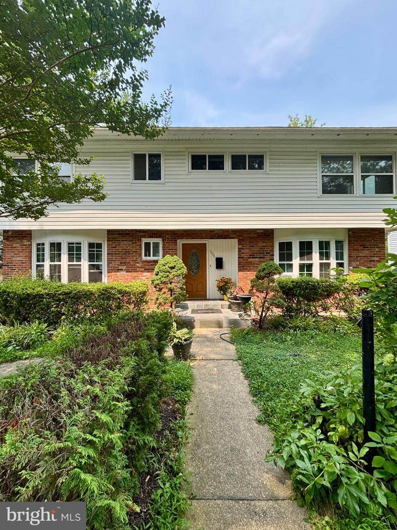304 Gruenther - Photo 1