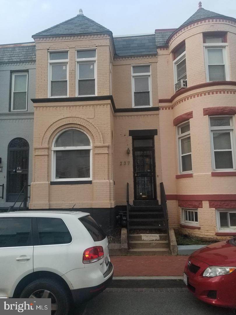 237 Elm Street - Photo 1