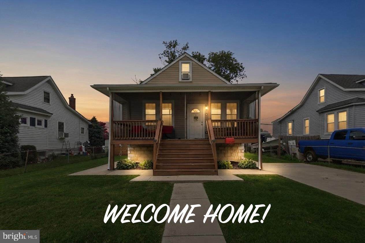 1742 Leslie Road - Photo 1