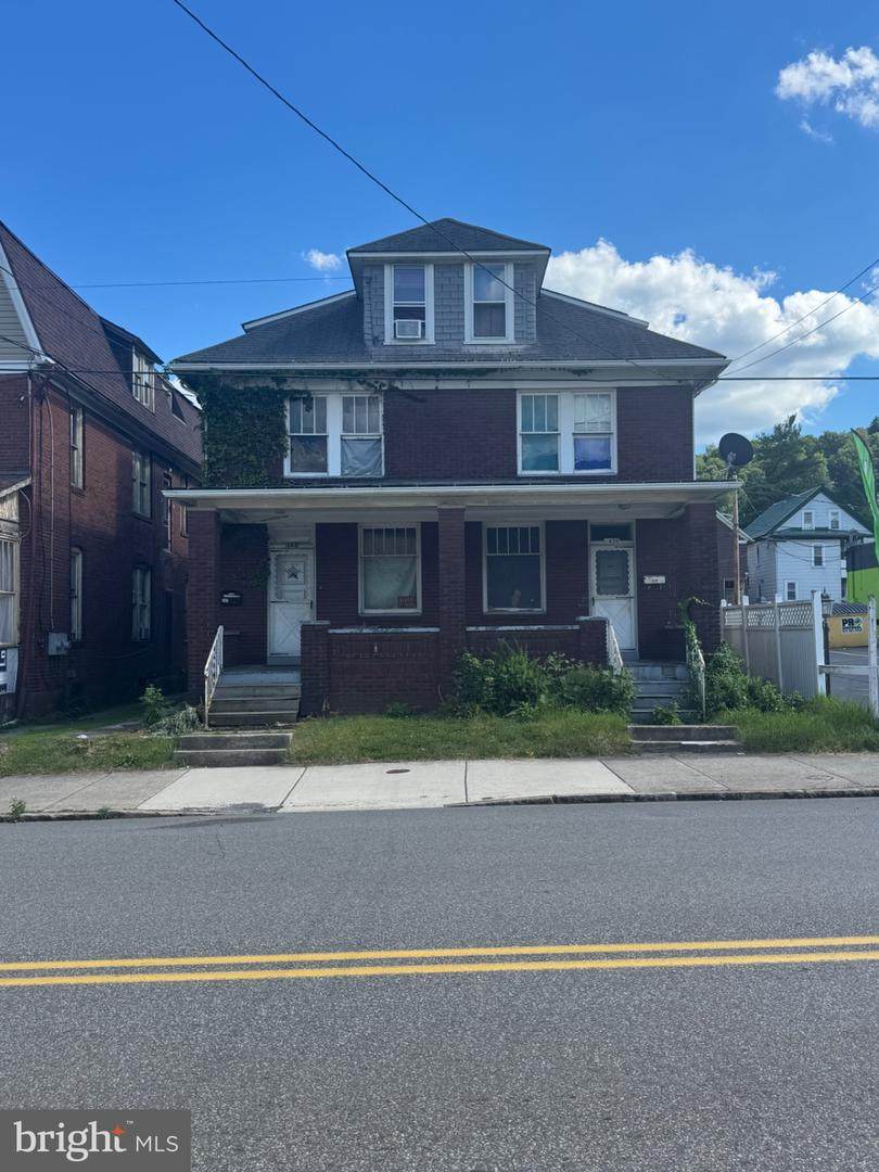 243 Fairfield - Photo 1