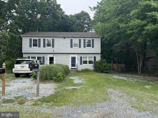 406 Gardens Avenue - Photo 1