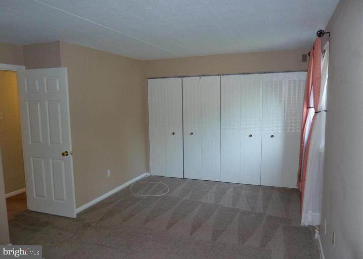 https://bt-photos.global.ssl.fastly.net/brightmls/orig_boomver_1_805182115440-2.jpg