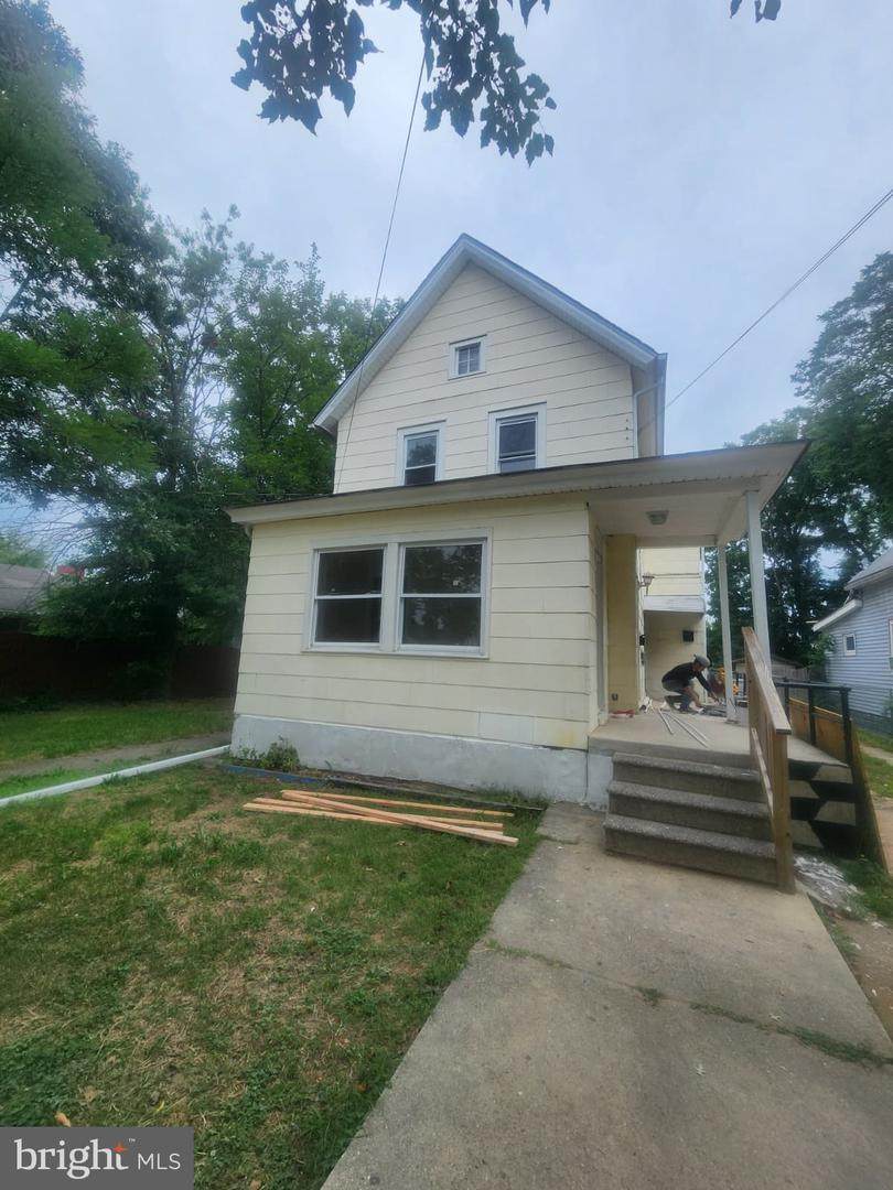  310 GRAPE STREET - Photo 1