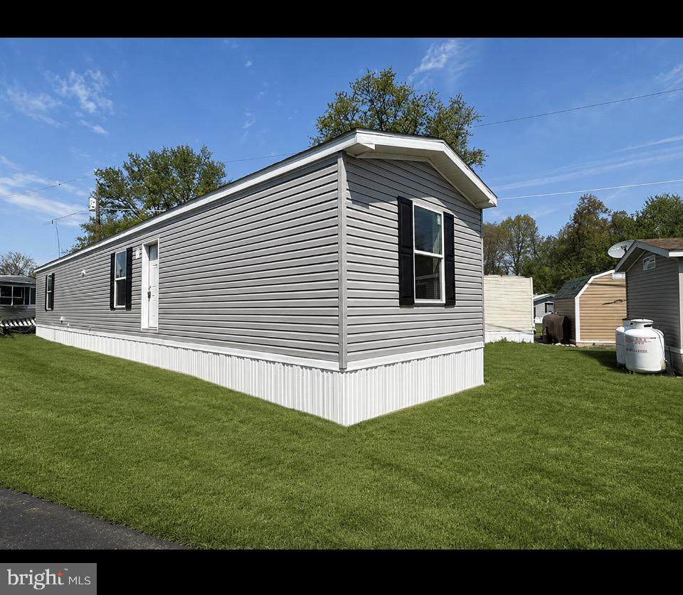 119 Bentley Lane - Photo 1