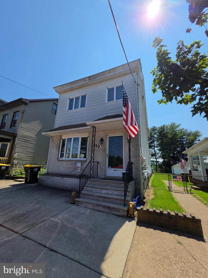 417 Mcknight Street - Photo 1
