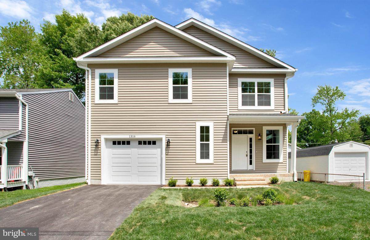 1316 Juniper Street - Photo 1