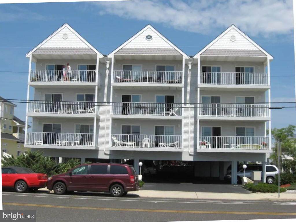 3901 Ocean Avenue - Photo 1