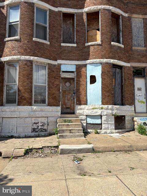 2006 North Avenue - Photo 1