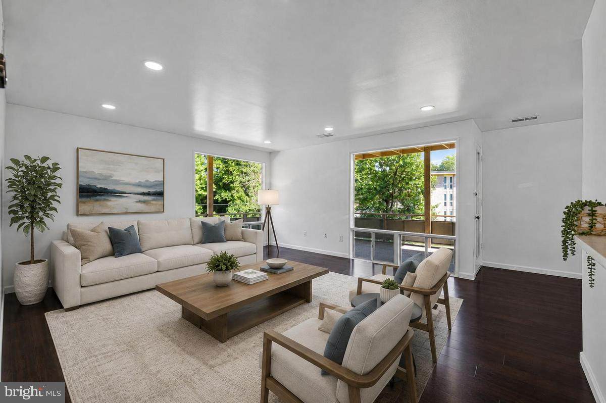 7170 Donnell - Photo 1