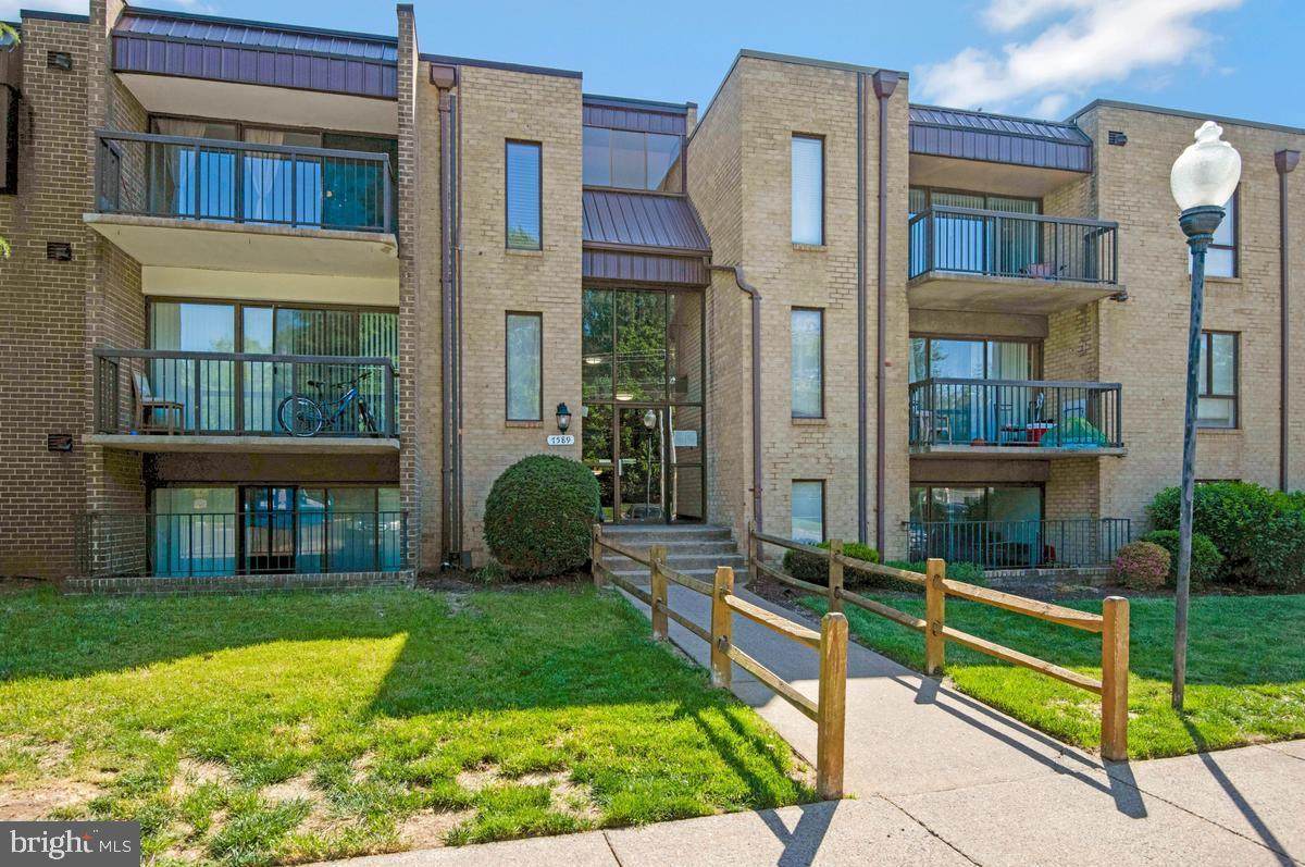 7589 Margate Court - Photo 1
