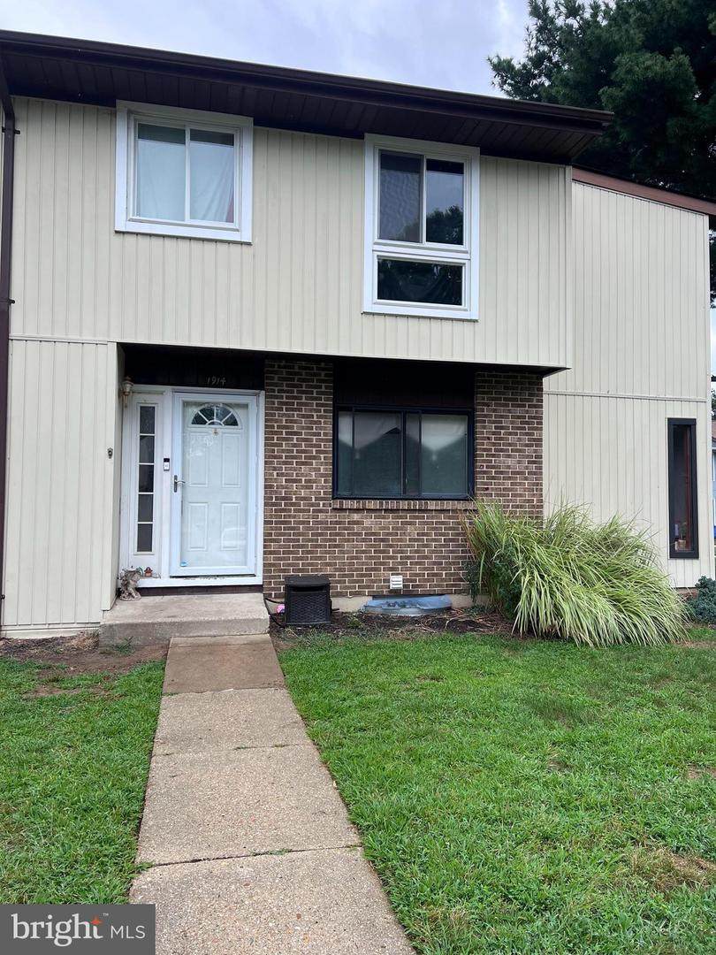 1914 Cambridge Drive - Photo 1