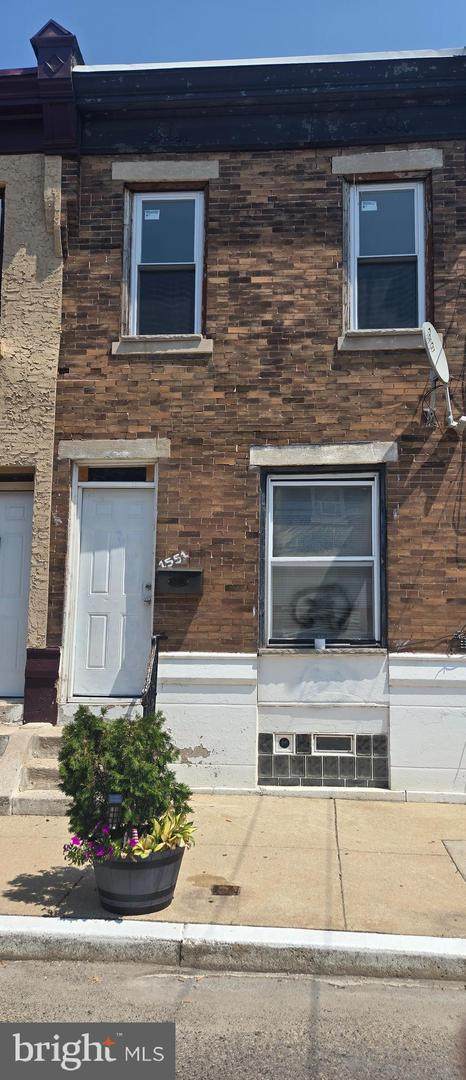1551 Taylor Street - Photo 1