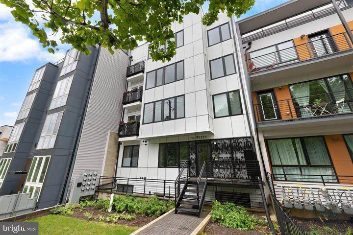 2209 M Street - Photo 1