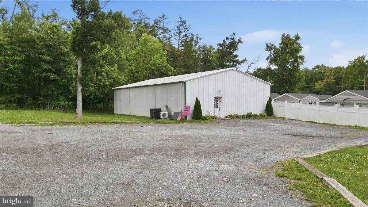 21532 National Pike - Photo 1