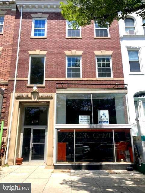 2309 Calvert - Photo 1
