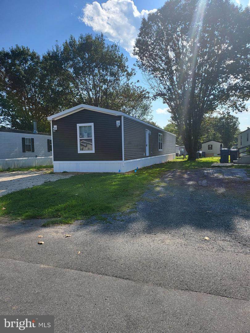 200 Beechwood Avenue - Photo 1