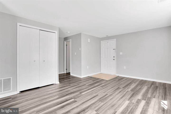 https://bt-photos.global.ssl.fastly.net/brightmls/orig_boomver_1_805218653130-2.jpg