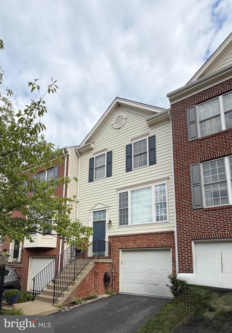 9819 Cheshire Ridge Circle - Photo 1