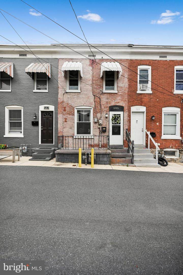 585 Zook Avenue - Photo 1