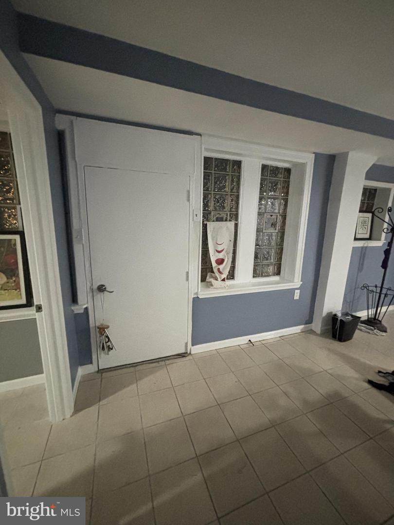 835 Anchor Street - Photo 1