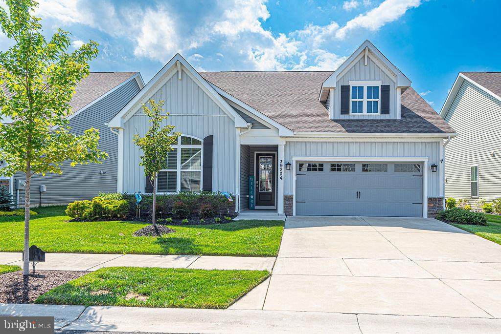 39204 Alapocus Drive - Photo 1