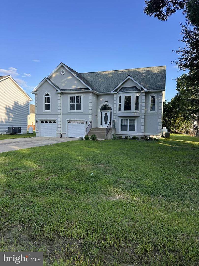 203 Forest Avenue - Photo 1